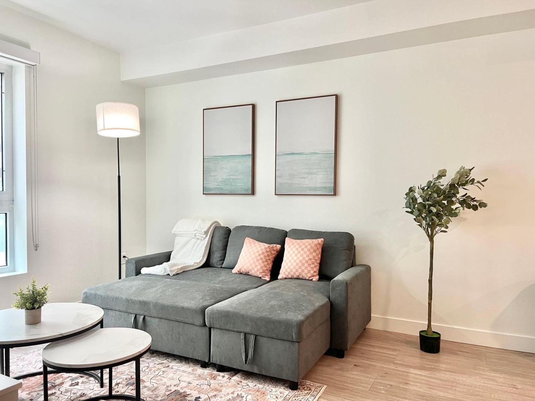 Отель Chic Urban Retreat In Heart Of La, Steps From Attractions! Лос-Анджелес Экстерьер фото