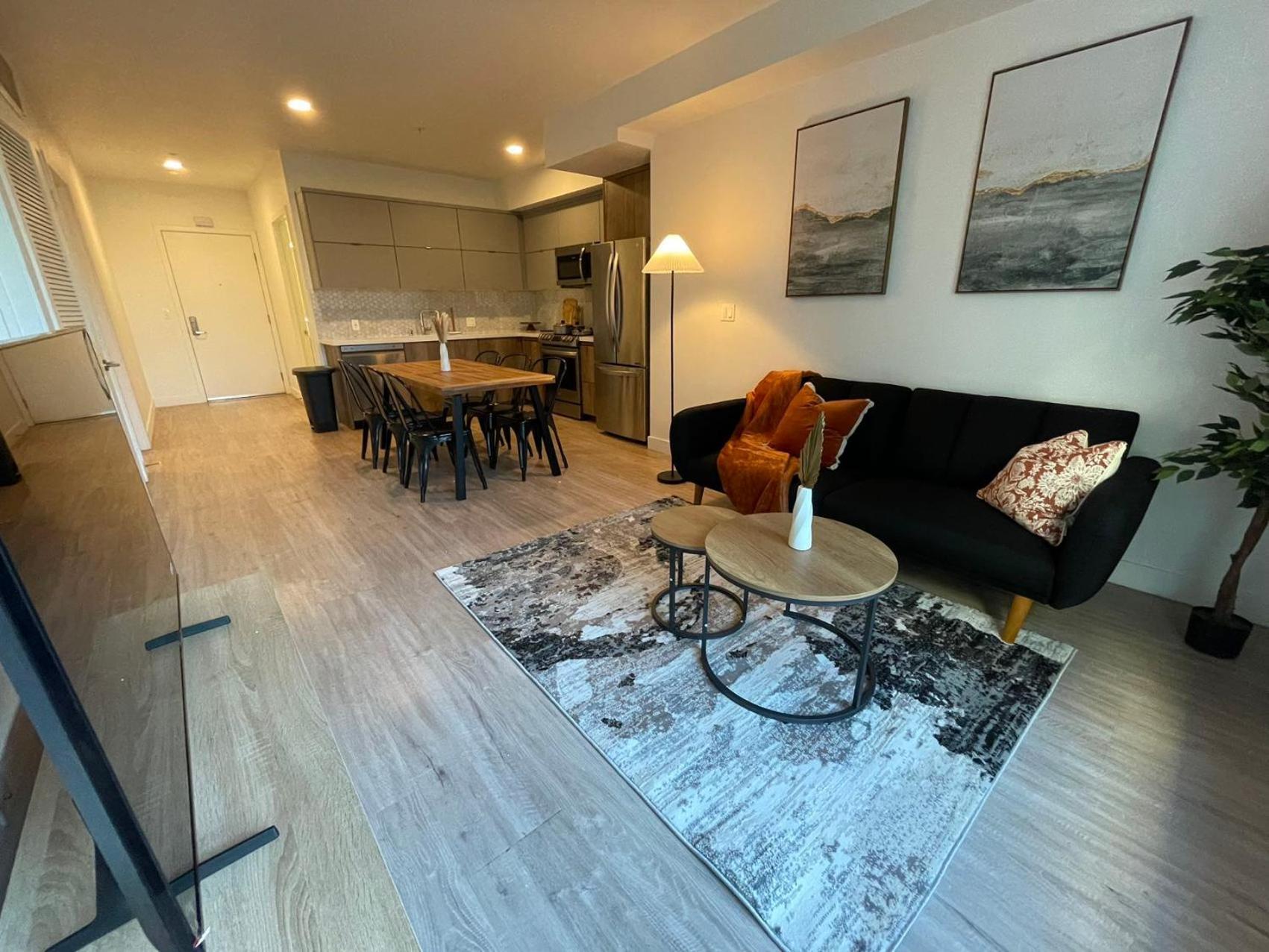 Отель Chic Urban Retreat In Heart Of La, Steps From Attractions! Лос-Анджелес Экстерьер фото