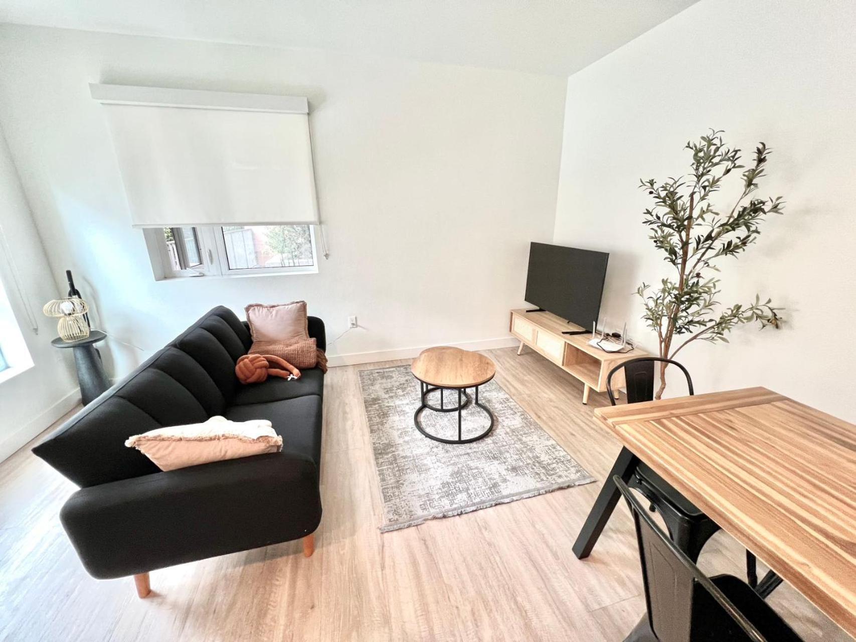 Отель Chic Urban Retreat In Heart Of La, Steps From Attractions! Лос-Анджелес Экстерьер фото