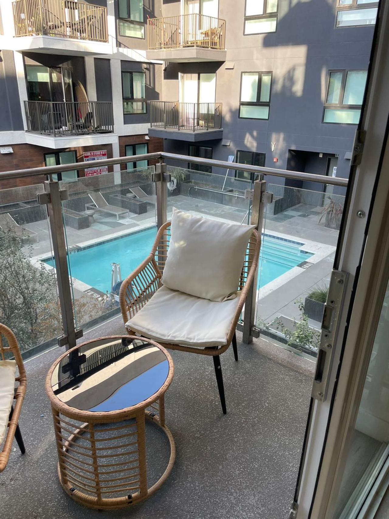 Отель Chic Urban Retreat In Heart Of La, Steps From Attractions! Лос-Анджелес Экстерьер фото