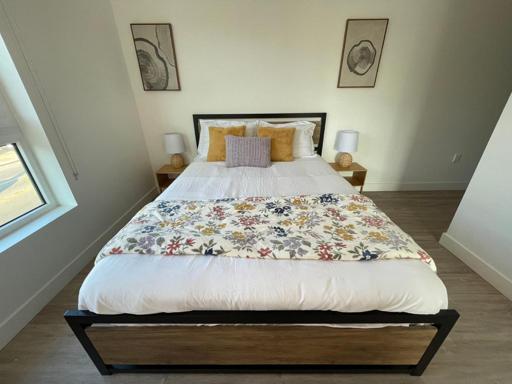 Отель Chic Urban Retreat In Heart Of La, Steps From Attractions! Лос-Анджелес Экстерьер фото
