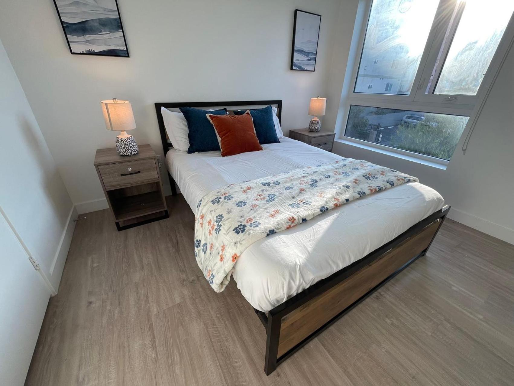 Отель Chic Urban Retreat In Heart Of La, Steps From Attractions! Лос-Анджелес Экстерьер фото
